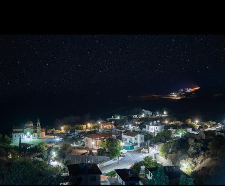 Holiday home Aretis Sea View House